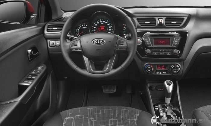 Салон KIA Rio Киа Рио или отечественный Лада Веста и что лучше