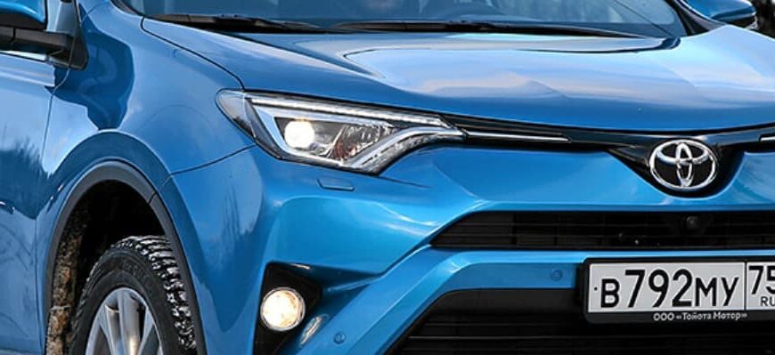 toyota rav4 отзывы владельцев