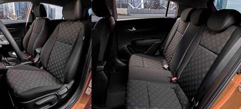 Интерьер нового хетчбэка Kia Rio X-Line и цена в регионах России