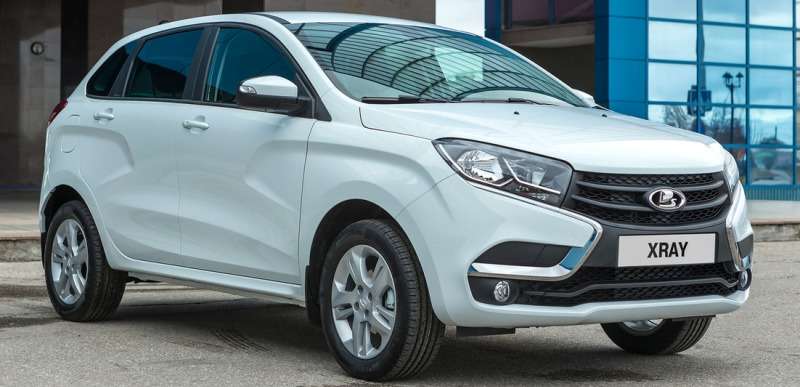 Lada XRAY недорогие отечественные кроссоверы всех марок и цены