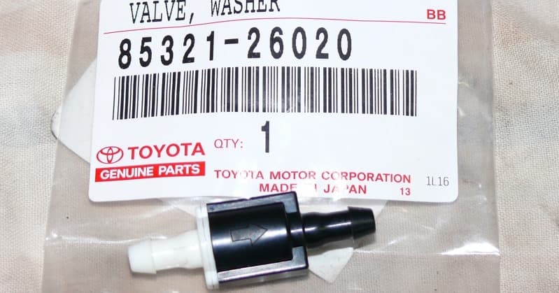 Обратный клапан Toyota 85321-26020 веерные форсунки ниссан